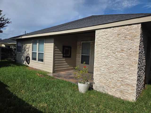 7402 Compass Rose Drive, Richmond, TX 77407