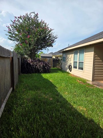 7402 Compass Rose Drive, Richmond, TX 77407