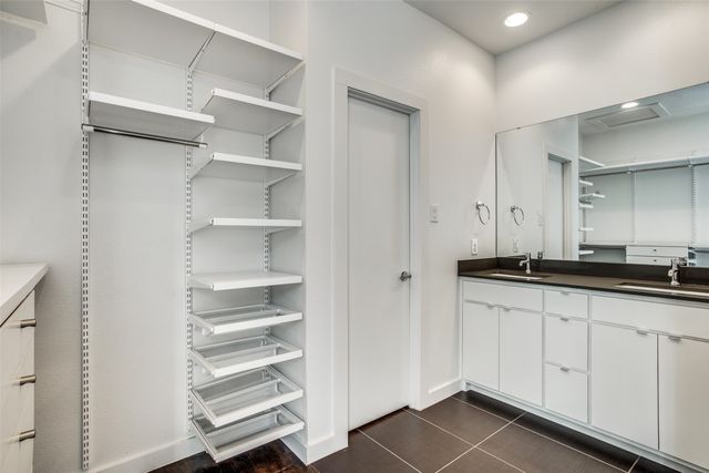 4901 Live Oak Street B, Dallas, TX 75206