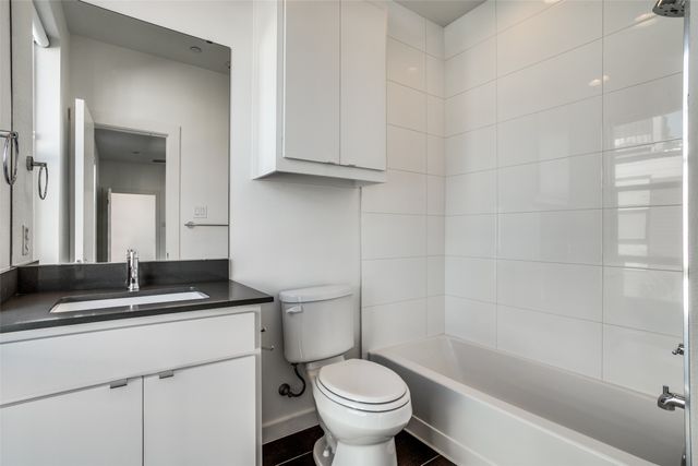 4901 Live Oak Street B, Dallas, TX 75206