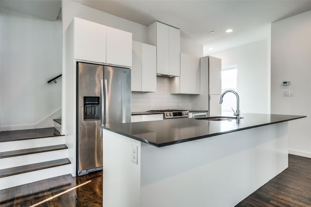 4901 Live Oak Street B, Dallas, TX 75206