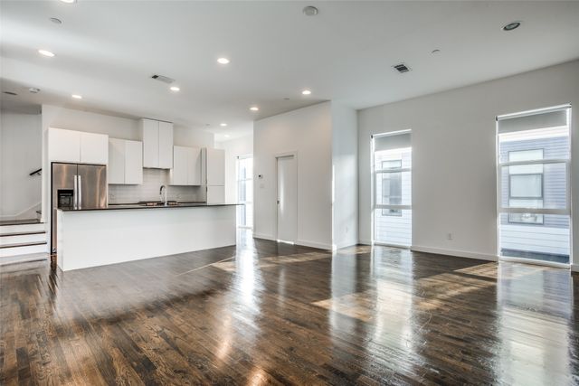 4901 Live Oak Street B, Dallas, TX 75206