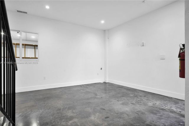 7311 NW 12th St 29, Miami, FL 33126