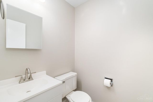 22 Robbie Road, Milford, OH 45150