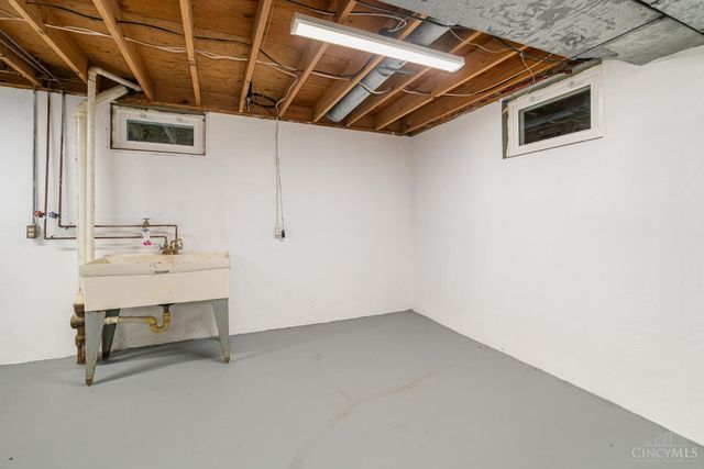 22 Robbie Road, Milford, OH 45150