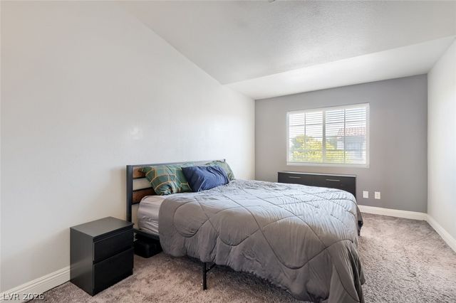 5330 East Charleston Boulevard 106, Las Vegas, NV 89142