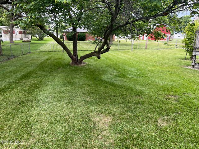 306 S Harrison Street, Sherwood, OH 43556
