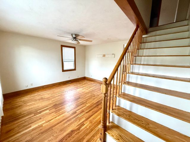 21 Bursley Rd 1, Weymouth, MA 02191