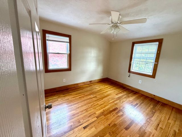 21 Bursley Rd 1, Weymouth, MA 02191