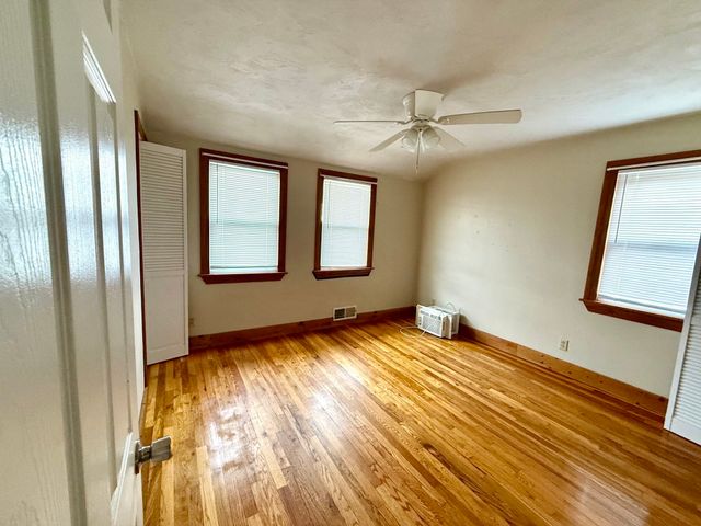 21 Bursley Rd 1, Weymouth, MA 02191