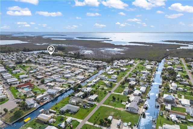 7150 Cobiac DR, St James City, FL 33956