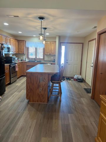 423 Cassandra Drive 28, New Richmond, WI 54017