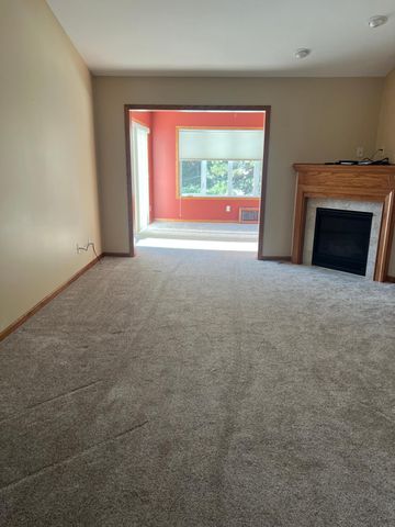 423 Cassandra Drive 28, New Richmond, WI 54017