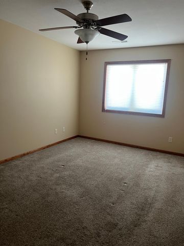 423 Cassandra Drive 28, New Richmond, WI 54017