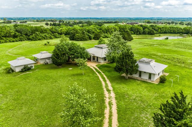 7850 Highway 159 W, Bellville, TX 77418
