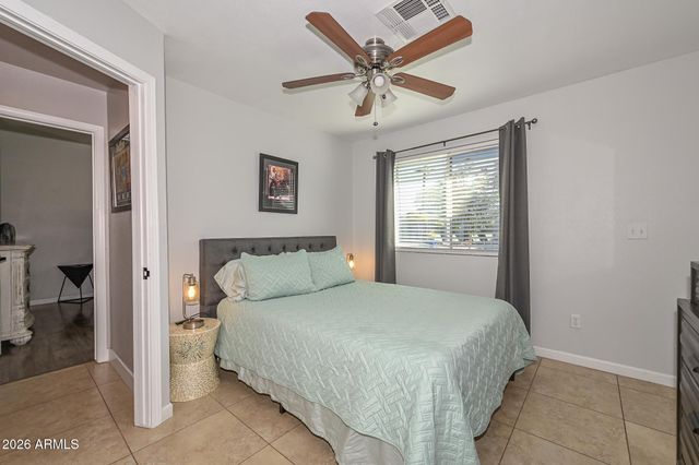 3043 N 34TH Street, Phoenix, AZ 85018