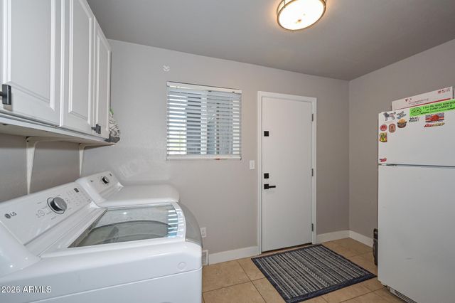 3043 N 34TH Street, Phoenix, AZ 85018