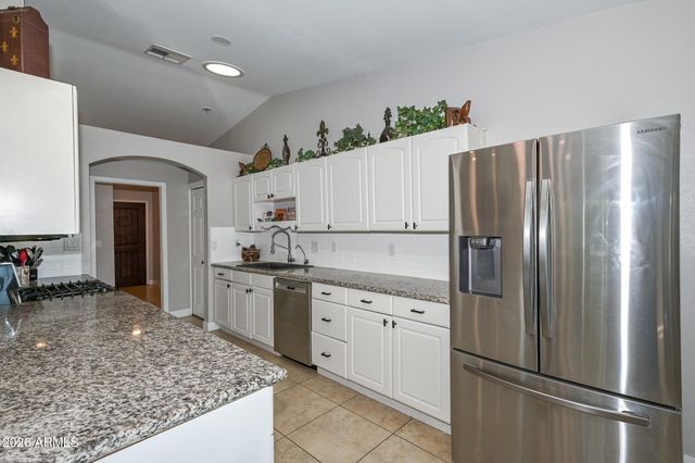 3043 N 34TH Street, Phoenix, AZ 85018