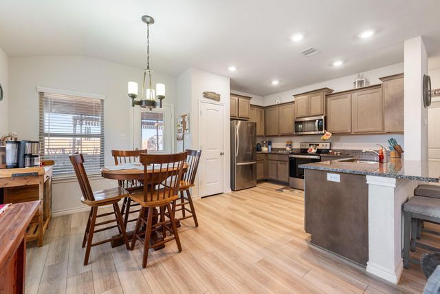 5222 Montague Loop, Bryan, TX 77807