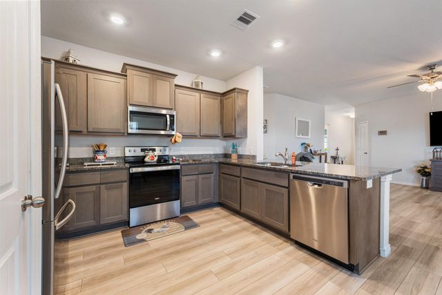 5222 Montague Loop, Bryan, TX 77807