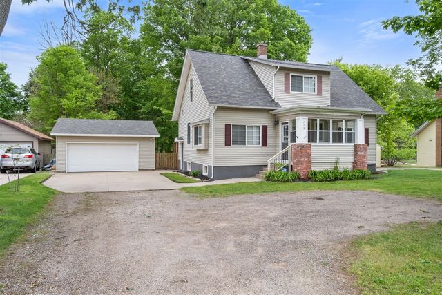 715 3 Mile Road, Grand Rapids, MI 49505
