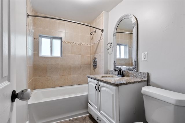 715 3 Mile Road, Grand Rapids, MI 49505