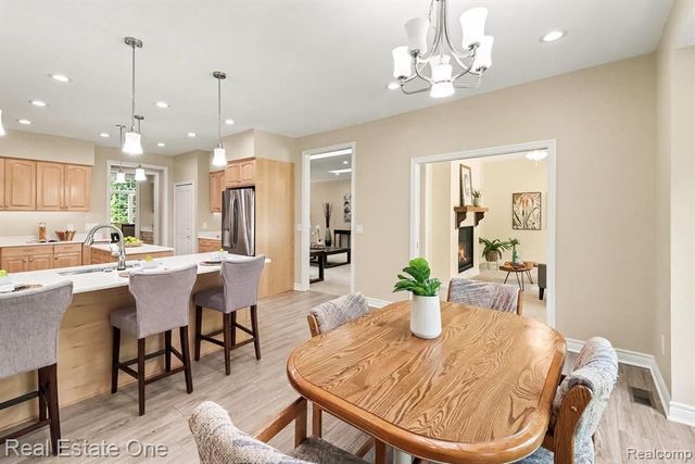 1755 Gray Twig Lane, Milford, MI 48381