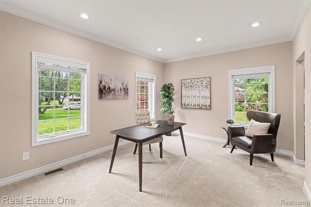 1755 Gray Twig Lane, Milford, MI 48381