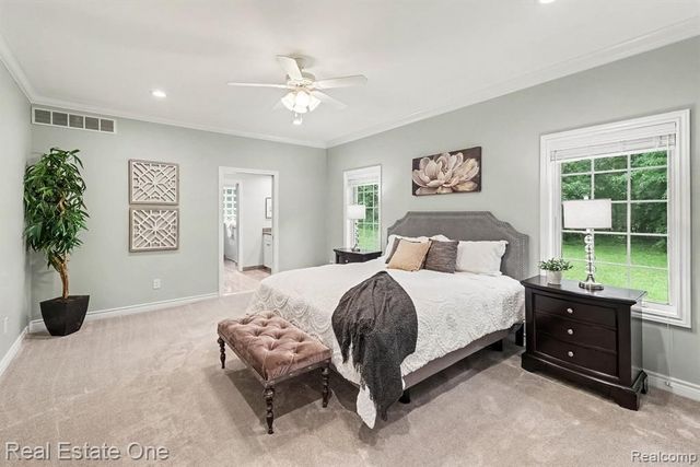 1755 Gray Twig Lane, Milford, MI 48381