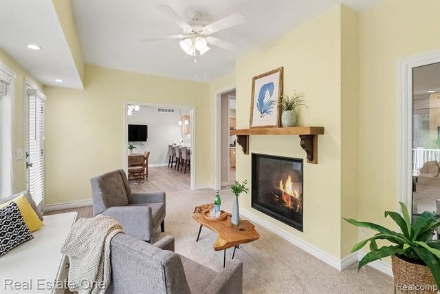 1755 Gray Twig Lane, Milford, MI 48381