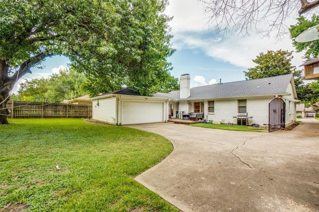 6711 Kingsbury Drive, Dallas, TX 75231