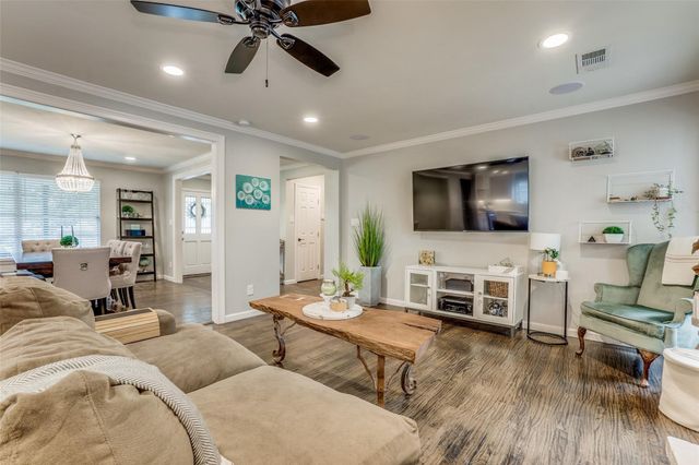 6711 Kingsbury Drive, Dallas, TX 75231