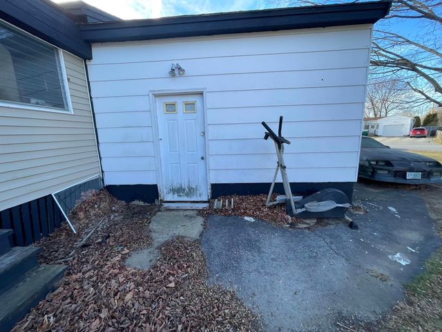 38 Western Avenue, Rochester, NH 03867