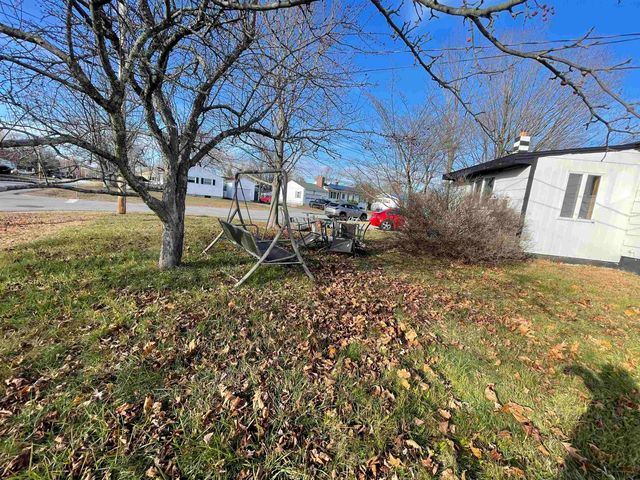 38 Western Avenue, Rochester, NH 03867