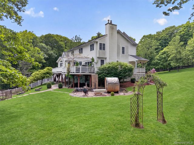 86 Long Vista Lane, Chester, NY 10918