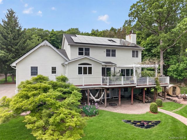86 Long Vista Lane, Chester, NY 10918