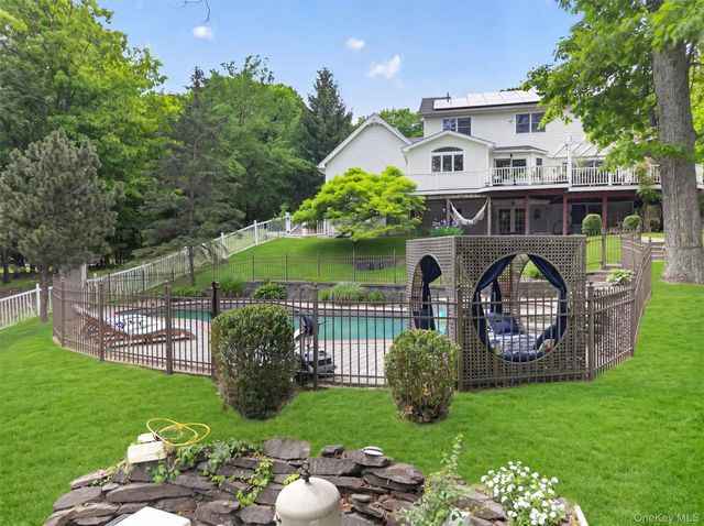 86 Long Vista Lane, Chester, NY 10918