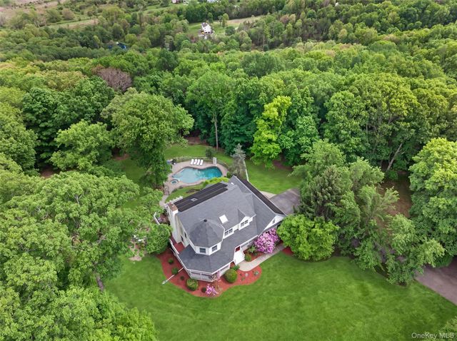 86 Long Vista Lane, Chester, NY 10918
