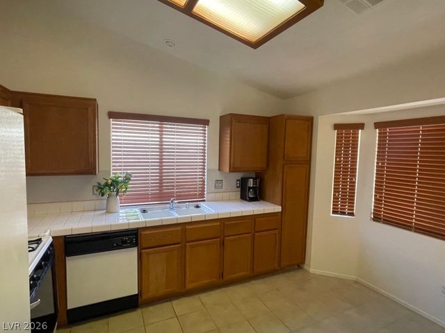 7182 Paradise Bay Drive, Las Vegas, NV 89119