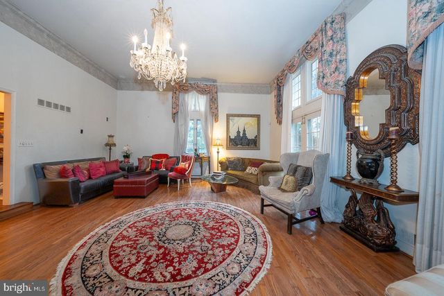 301 PRINCETON CT, Bryn Mawr, PA 19010