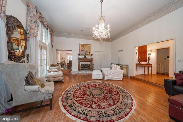 301 PRINCETON CT, Bryn Mawr, PA 19010