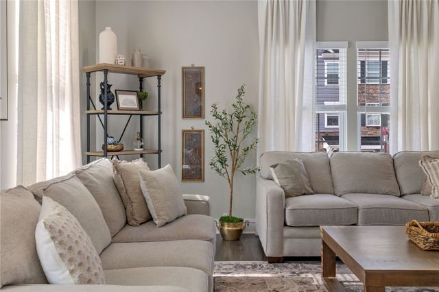 226 Amon St, Cranberry Twp, PA 16066