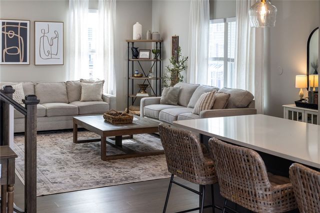 226 Amon St, Cranberry Twp, PA 16066