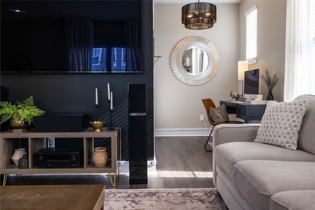 226 Amon St, Cranberry Twp, PA 16066