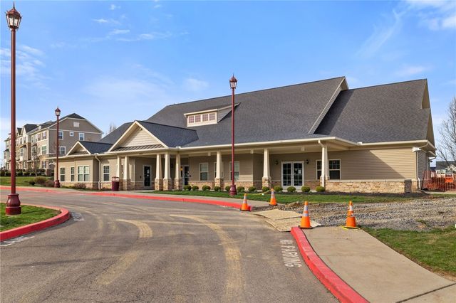 226 Amon St, Cranberry Twp, PA 16066