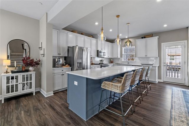 226 Amon St, Cranberry Twp, PA 16066