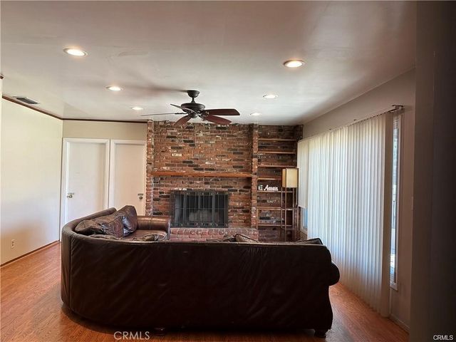 264 W Grandview, Azusa, CA 91702