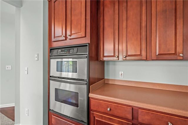3744 Deerfield Street, High Point, NC 27265