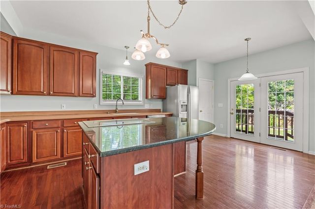 3744 Deerfield Street, High Point, NC 27265