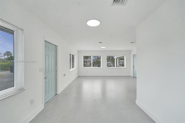 4701 N Andrews Ave, Oakland Park, FL 33309